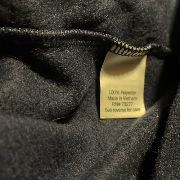 Women’s XL pajama set with penguins on the pants and a solid navy blue shirt. - Picture 4 of 4